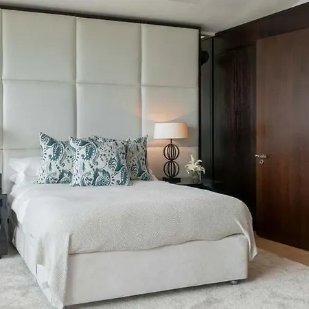 De Luxe Exclusive Avec Piscine Privee Holiday home *